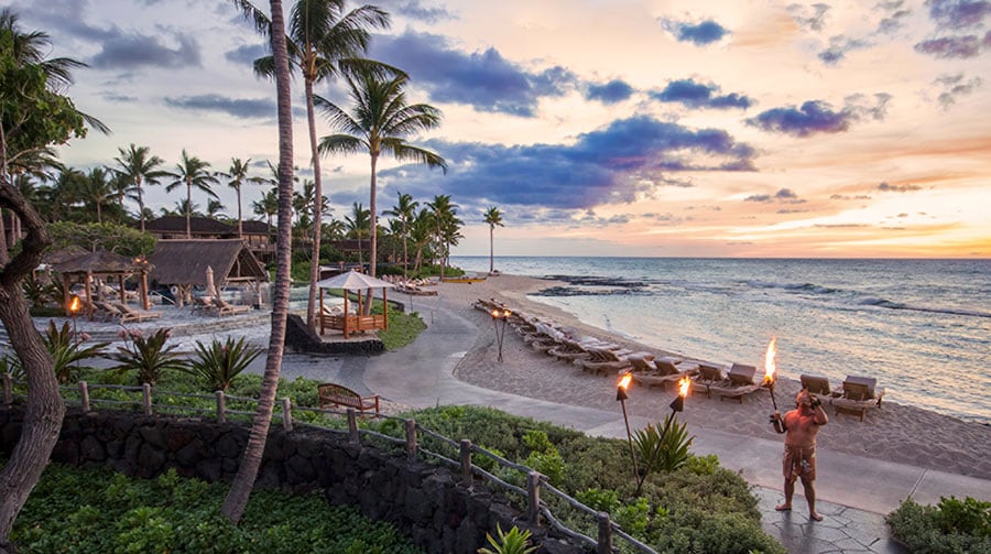 ハワイ島のコナでは、「フォーシーズンズ リゾート フアラライ」に滞在する。