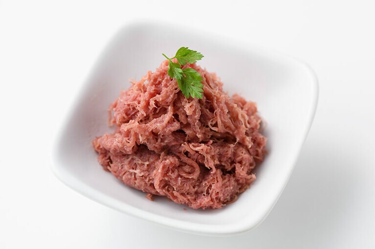 【千葉県】田谷ミートセンターの「お肉屋さんのコンビーフ」500円(100g)。