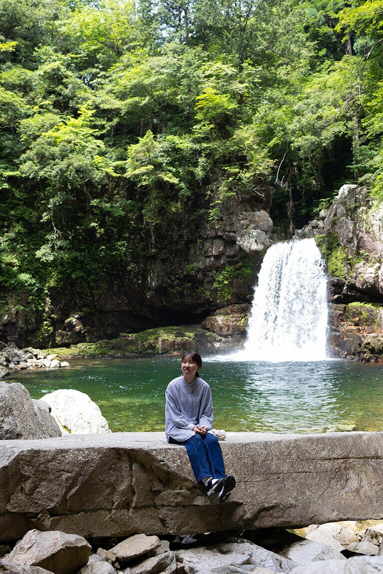 迫力ある光景に、しばし時間を忘れてリラックス。