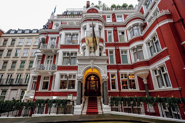 ロンドンの中心部にありながら車通りが少ない静かなエリアにある。