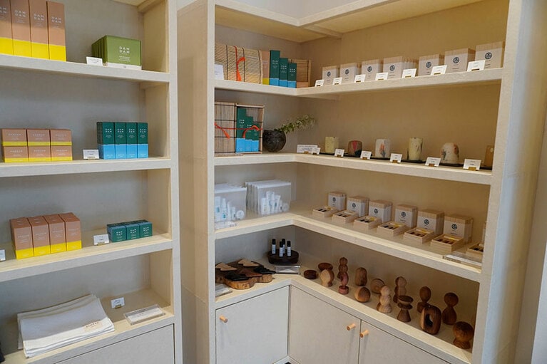 整然と並んだプロダクト。