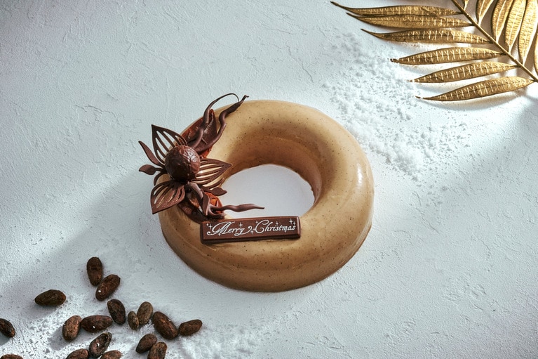 新作「ウィンタークラウン」7,050円。直径16cm×高さ4cm。