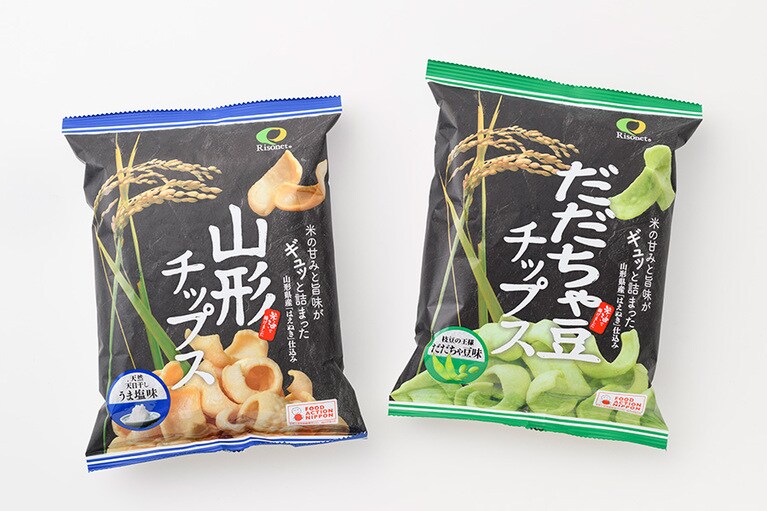 【山形県】左から：りぞねっとの「山形チップス うま塩味」「だだちゃ豆チップス」実勢価格 各170円。