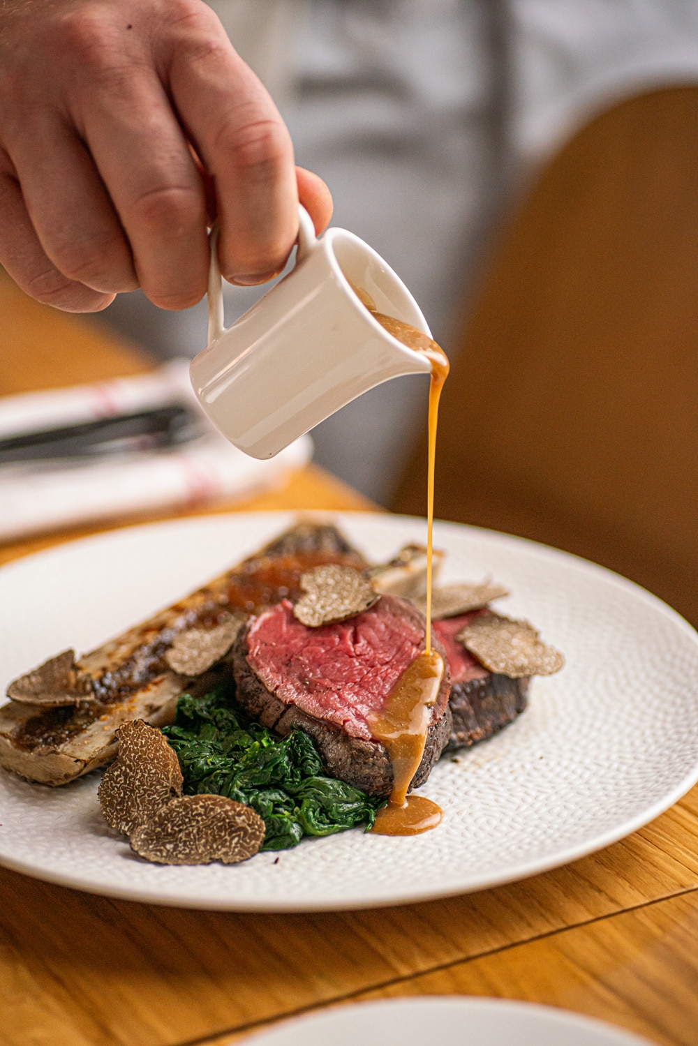 Koneser Grill 店内。