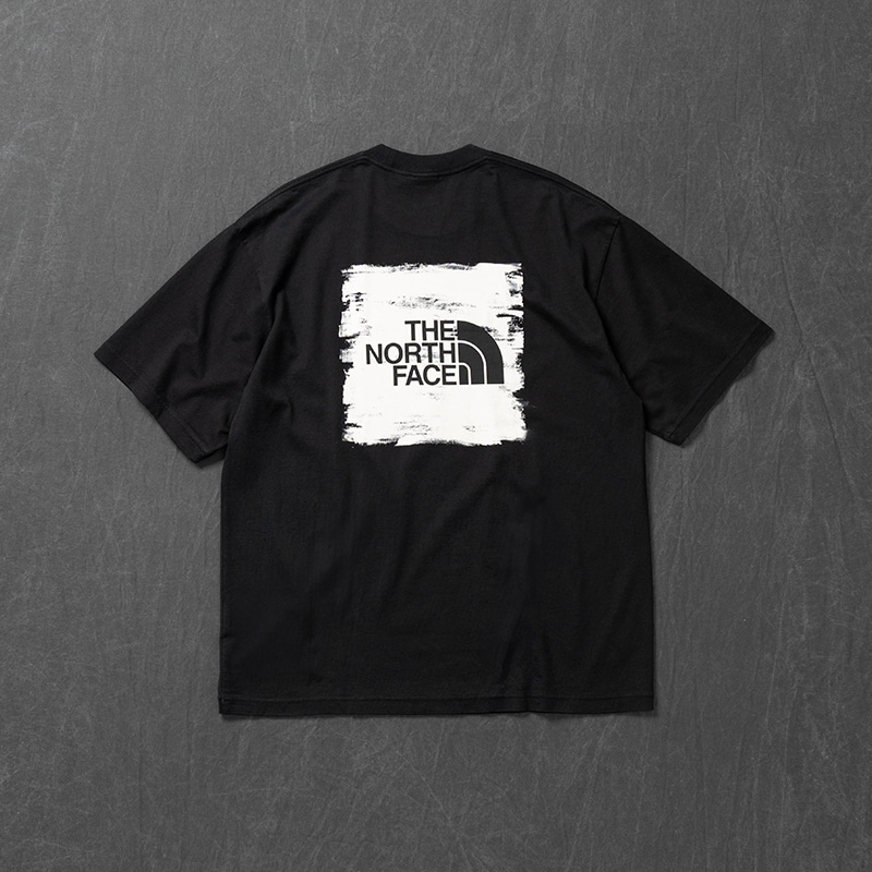 京都の染色工場・京都紋付との協業によるTシャツコレクション（5,500円）。