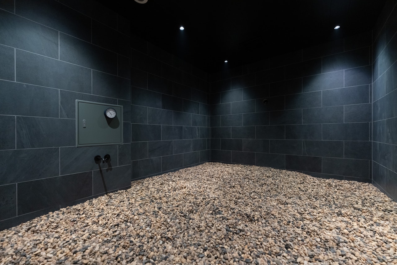 広々とした時間貸個室サウナ（3室)。