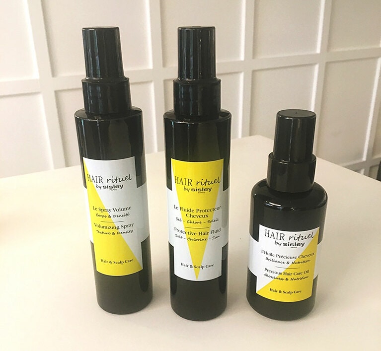 左から「ヘア リチュアル ボリュマイジング スプレー」「ヘア リチュアル  ヘア プロテクティブ フリュイド」「ヘア リチュアル プレシャス ヘアケア オイル」。