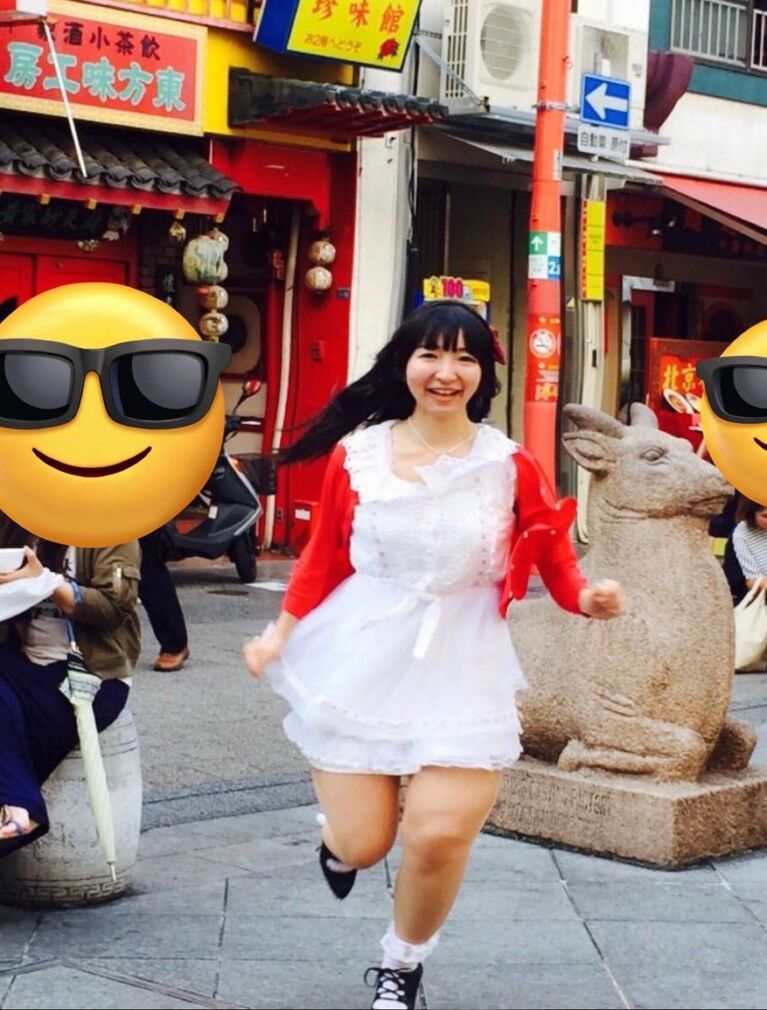 若かりし頃の彼女（写真：本人SNSより）