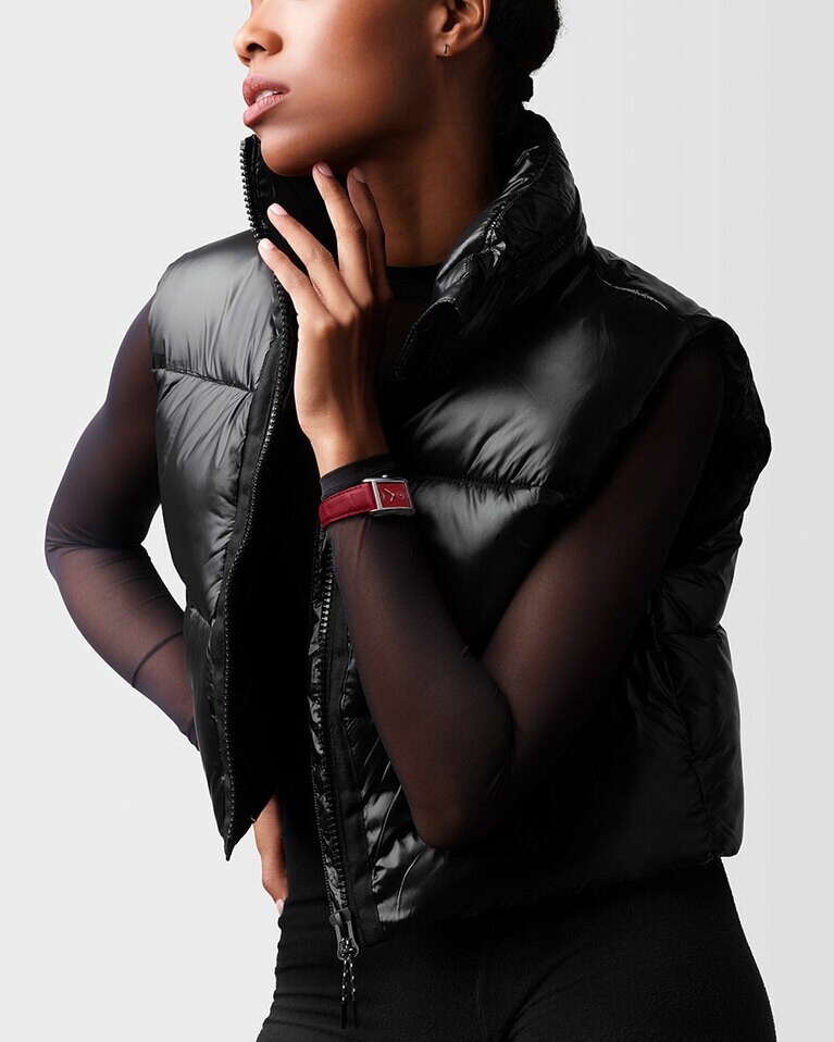 「ロンジン ドルチェヴィータ」カーマインレッド。