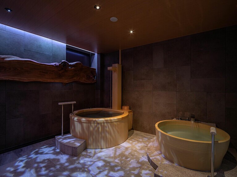 地下水を使った水風呂。