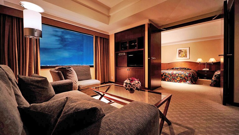 風格あるインテリアの「エグゼクティブスイート」。