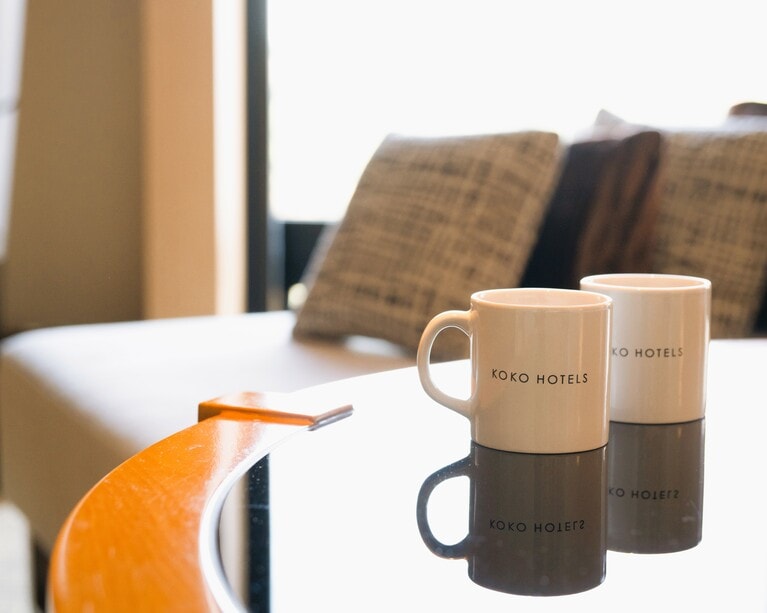 【コンセプトが異なる４つのブランド】スタンダードとなる「KOKO HOTEL」は “地域体験を楽しむ、アクティブな滞在” がコンセプト。また、「Premier」は “自分を満たす、少し贅沢な滞在”、「Residence」は “繫がりを深める、暮らすような滞在”、「STAY」は “明日のために整える、心地よい滞在” をゲストに提案しています。