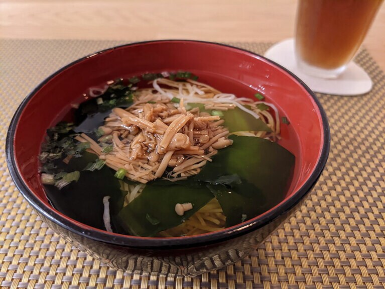 島原地方で栽培されたおいしいきのこがふんだんに。