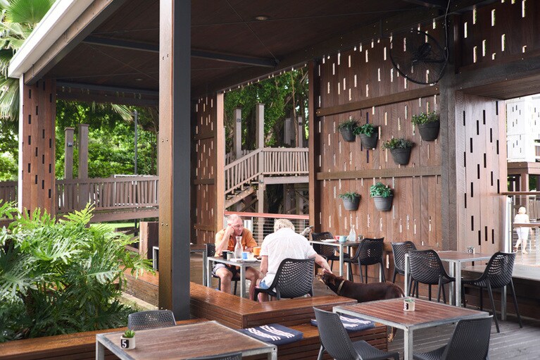 店内はドッグフレンドリー。