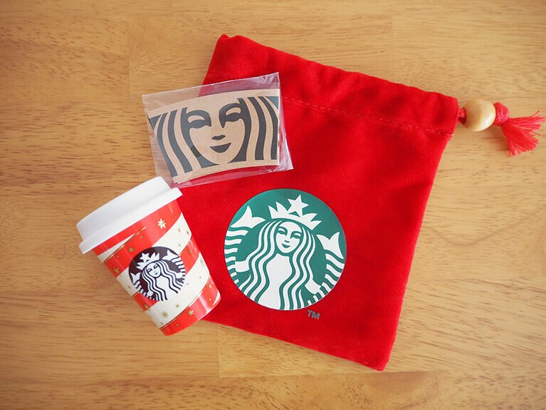 ミニスリーブが、税抜610円までのドリンク1杯と引き換えることができるチケットになっています。