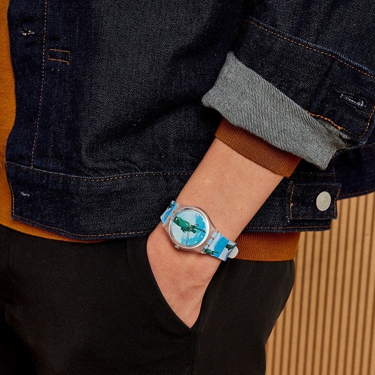 爽やかなブルーで、春から夏にかけて大活躍しそう。