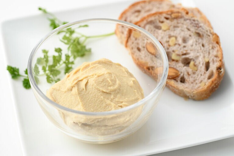 KIRKLAND SIGNATURE「オーガニック フムス」。