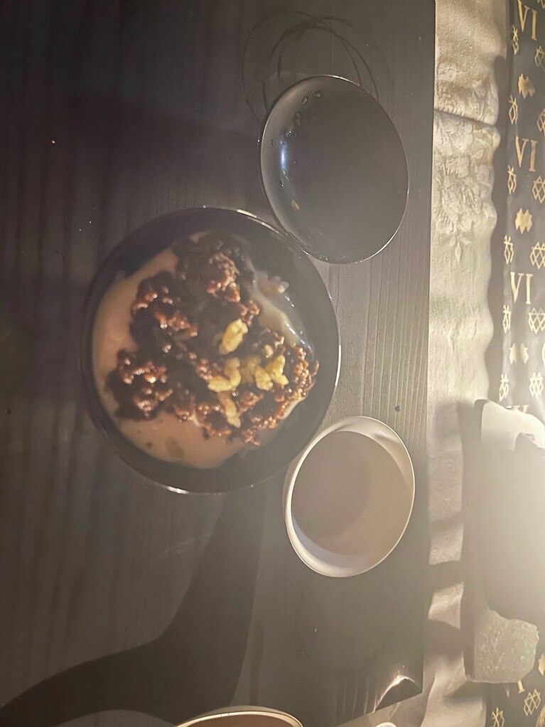 「麻婆豆腐丼」と「稲とアガベPROTOTYPE02」。