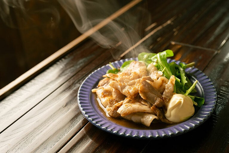 「豚バラ生姜焼き」630円。