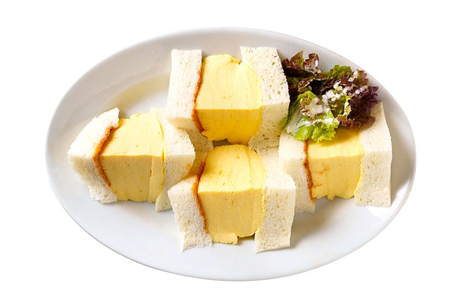 京都の絶品サンドの代名詞「コロナの玉子サンド」990円。卵：牛乳＝1：1でふっくら。