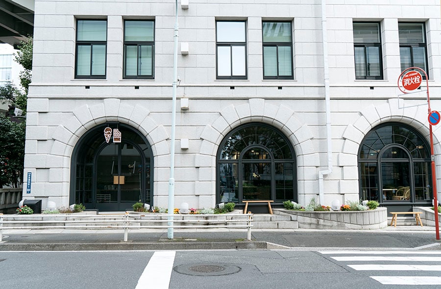 「teal」渋沢栄一の旧邸宅跡地でもある歴史的建造物。