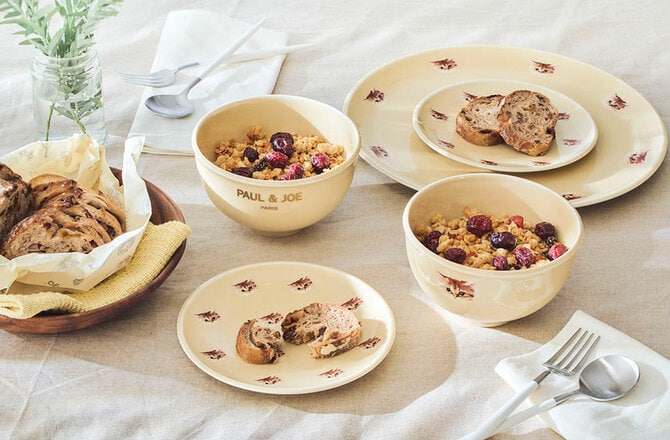 ポール & ジョーが有田焼とコラボ！ 菊柄＆あのアイドル猫柄の器も登場♡