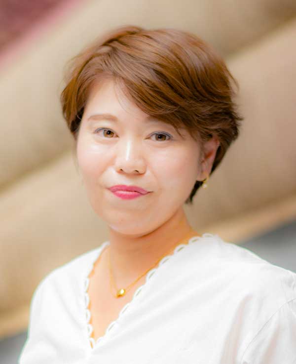 大丸福岡天神店店長 奥川きよかさん。