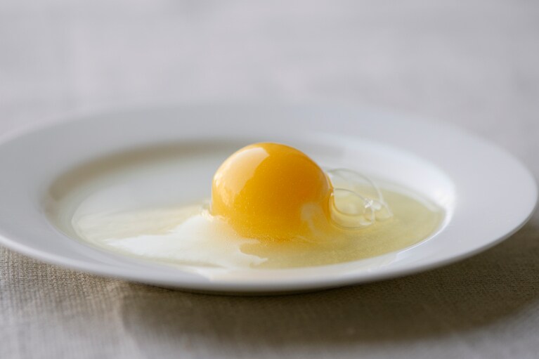 まん丸の黄身になる。