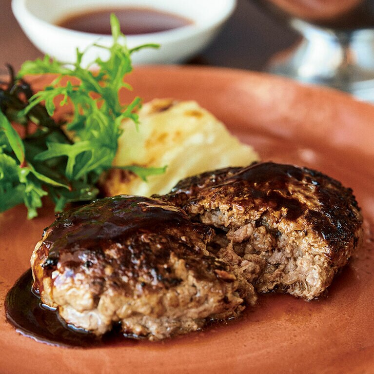 ステーキハンバーグ 1,500円～(税込)／旬香亭