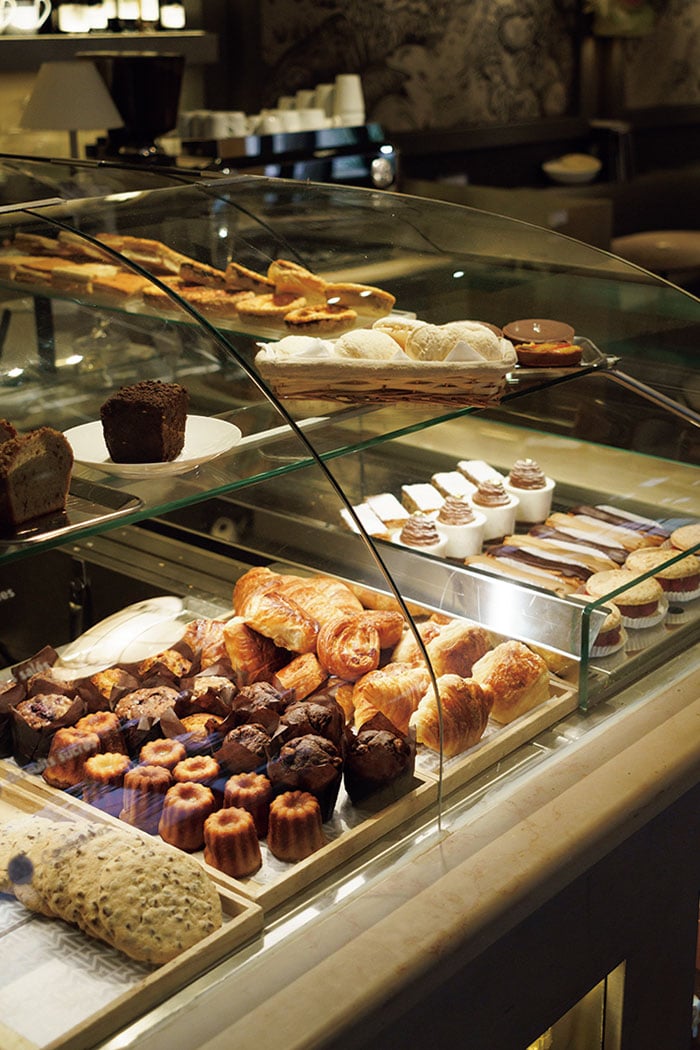 「カフェ・ミュロ」の焼き菓子。テイクアウトしたい。