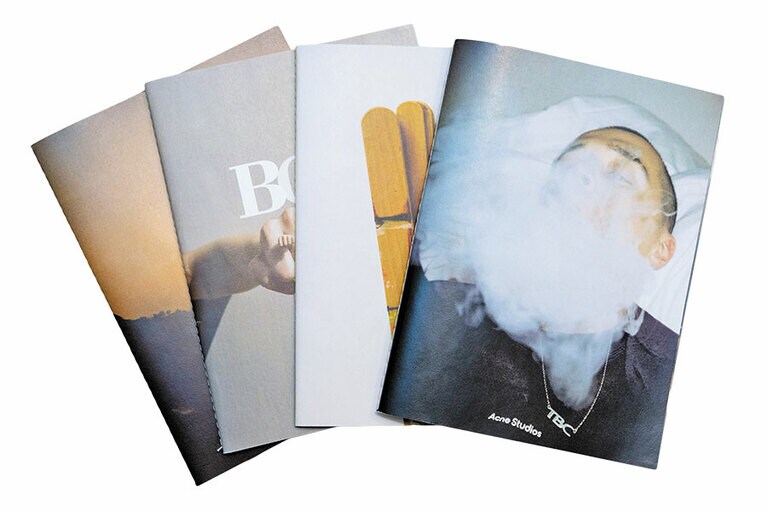 冊子10,000W～／tree likes water