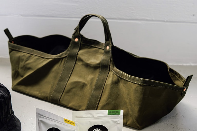 LOG CARRIER H295×W870×D300mm 27,500円／レアジェム