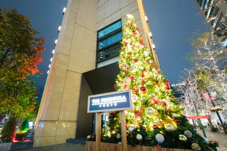 ザ・ペニンシュラ東京のクリスマスツリー。