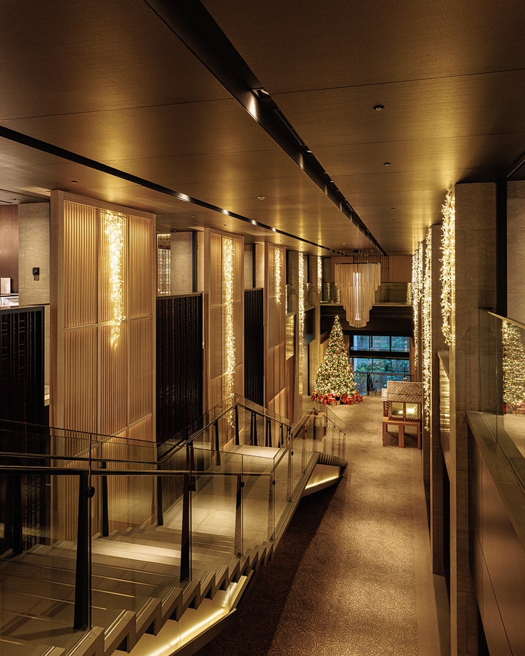 地下1階のクリスマスツリー。