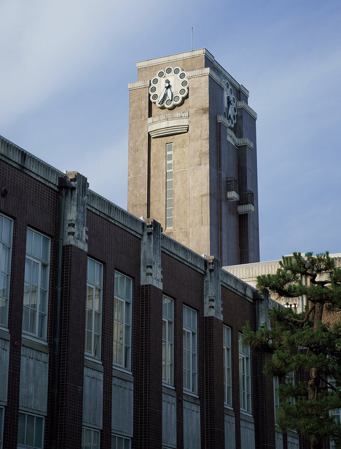 大学 ストア 関西 時計塔 京都