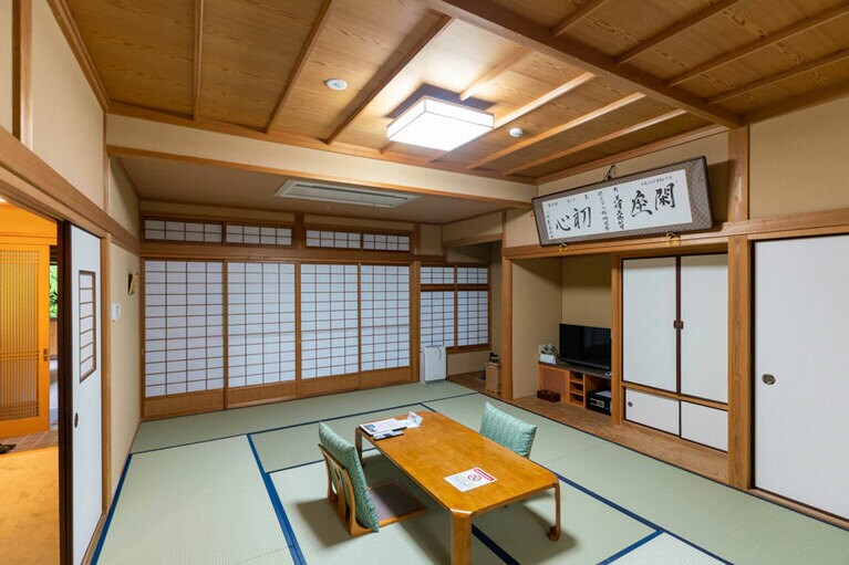 国民宿舎さんべ荘［島根／三瓶温泉］別館Eタイプ 松虫草。