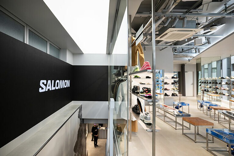 サロモンストア 東京渋谷