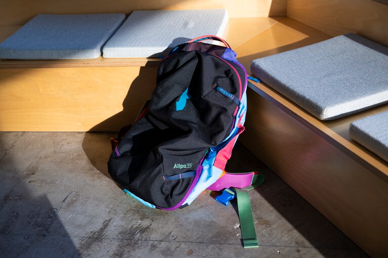 アルファ 35L トラベル パック デル ディア／Cotopaxi