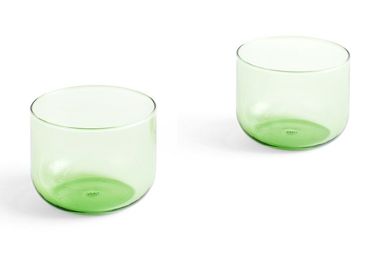 TINT。グラス 200ml ×2個セット 3,900円。ほかにタンブラー 300ml ×2個セット 4,300円も。色はグリーンとピンク。