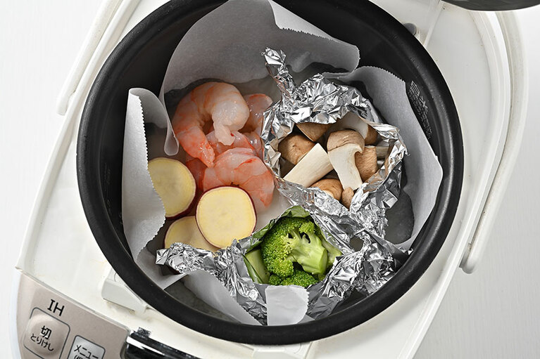 炊く前から彩りのよいお弁当になる予感がします！