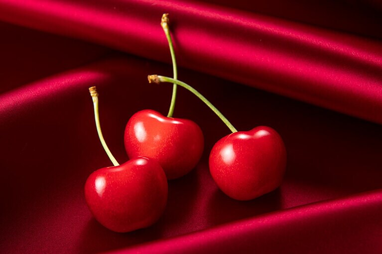 主にギフト商品として販売される。