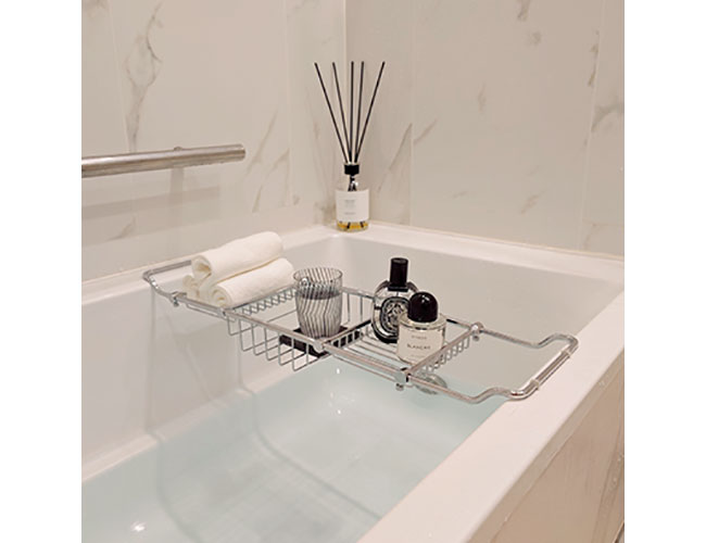 バス用のラックはドイツのデコワルター社製。