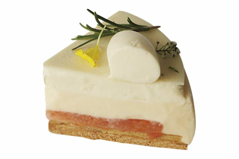 ゼフィール 直径15cm 4,800円　●要予約／sarkara