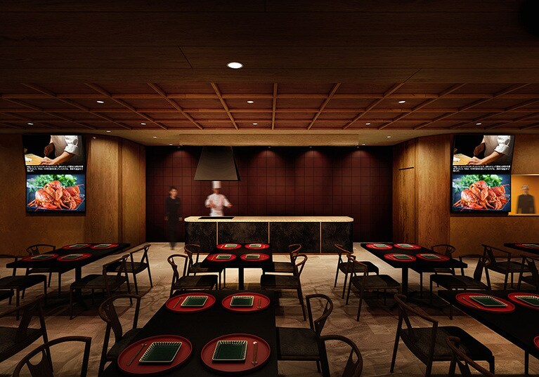 “料理ライブ”が行われるのは、特設のキッチンステージ。シェフや料理人の手さばきを見ながら、おいしさを生み出す工夫などの説明を聞きながら、特別に開発されたメニューをゆっくり味わうことができる。