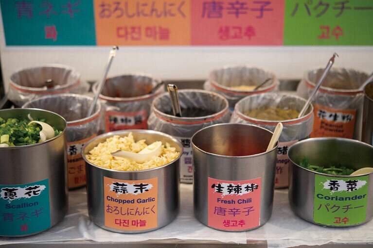 松江自助火鍋城 (ソンジャンズーヂェホゥグォチォン)。