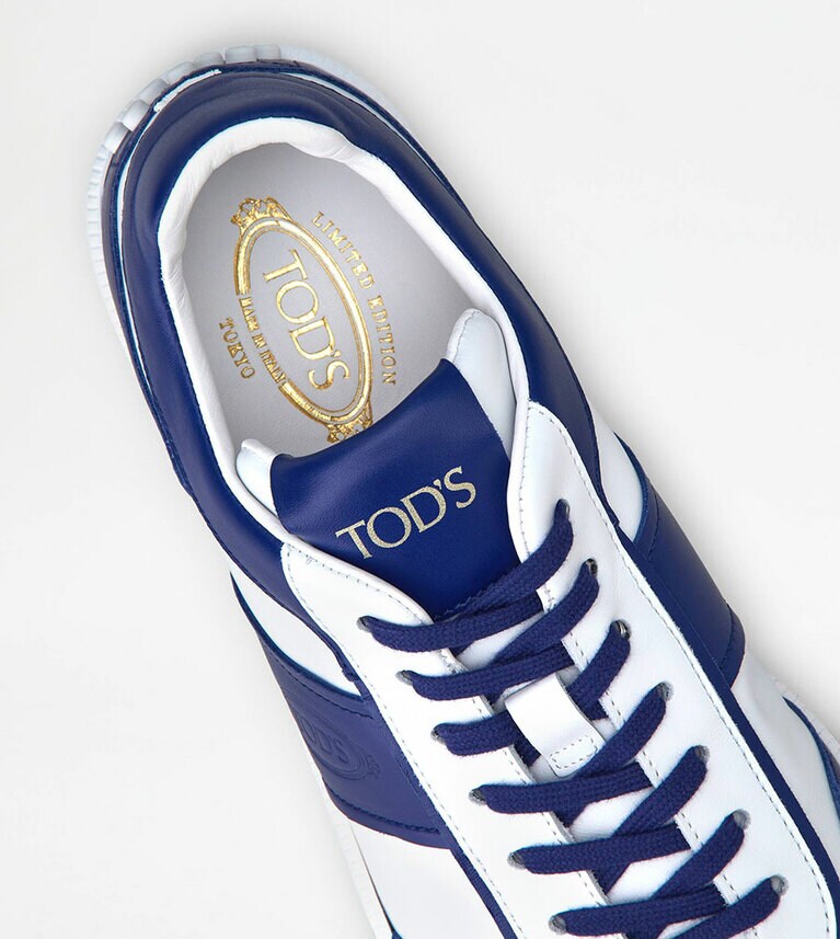 トッズ タブズ スニーカー Tokyo リミテッド エディション(カーフレザー、H2cm) 72,600円。