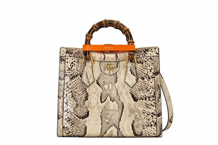 「グッチ ダイアナ」スモール 558,800円(税込) H24xW27xD11cm