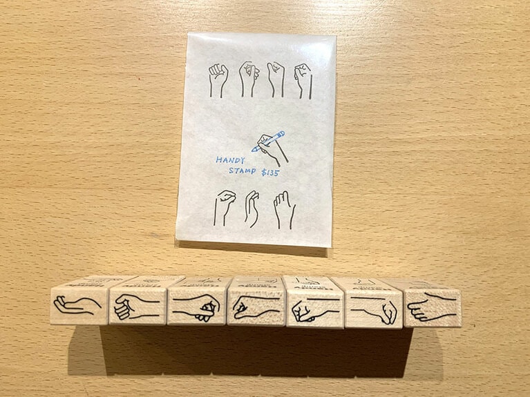 ◆拿手印章 Handy Stamp(ハンディ・スタンプ) 135元／個。ちょっとしたメモに使ってみても、渡した相手に喜んでもらえるはず。