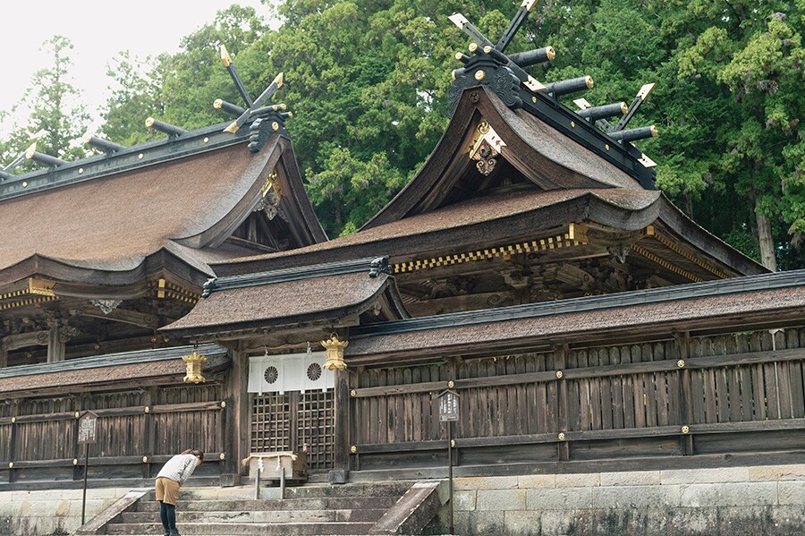熊野三山のなかでも、とりわけ古式ゆかしい雰囲気が漂う熊野本宮大社。