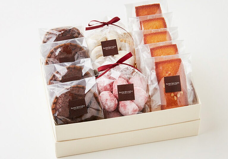 「ホリデー ボックス」 4,500円／ペストリー ブティック(パークハイアット東京)